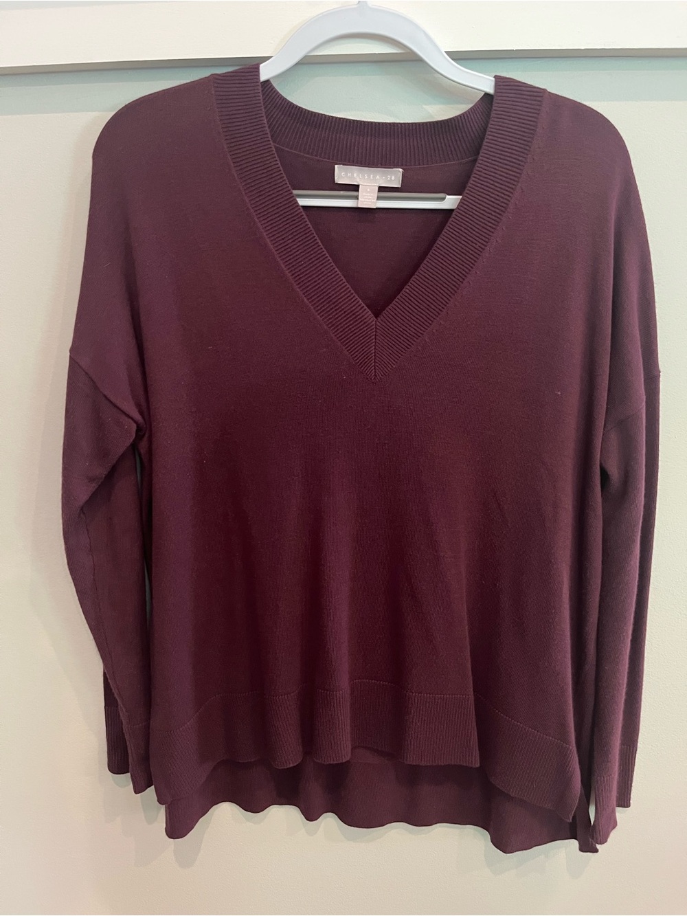 Chelsea28 Burgundy V-Neck Sweater